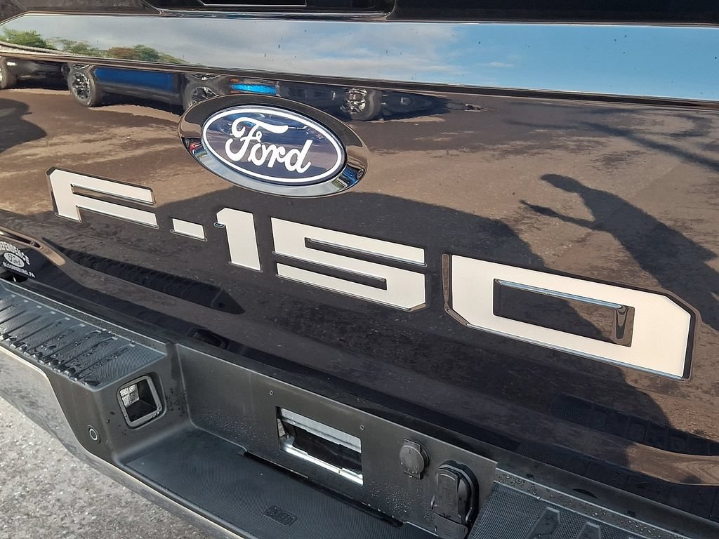 Certified 2025 Ford F150 Lariat w/ Bed Utility Package AWD/4WD image 31