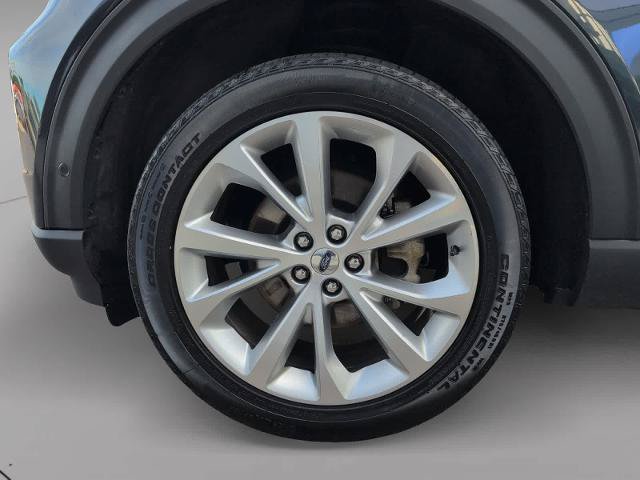 Certified 2022 Ford Explorer Platinum w/ Equipment Group 601A AWD/4WD image 19