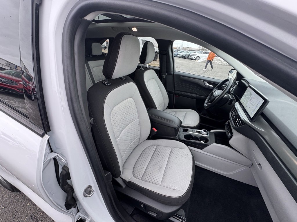 Certified 2023 Ford Escape Active w/ Tech Pack #2 image 17
