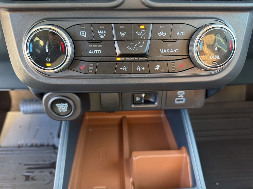 Certified 2024 Ford Maverick Lariat image 27