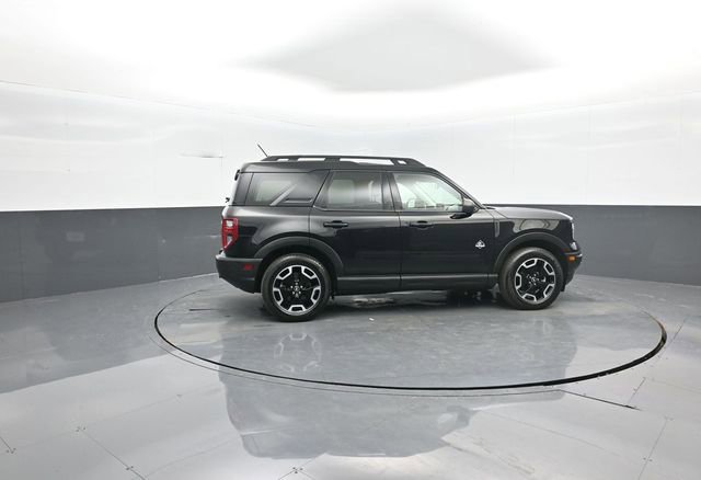 Certified 2023 Ford Bronco Sport Outer Banks w/ Tech Package image 8