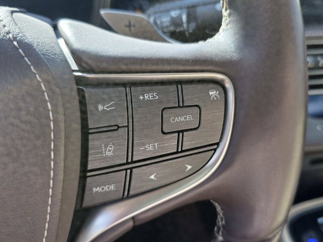 Used 2018 Lexus LS 500 w/ Interior Upgrade Package RWD image 18