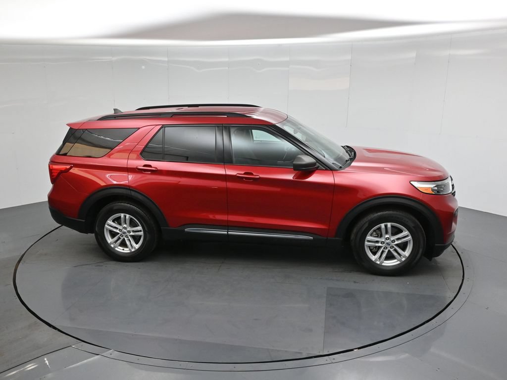 Certified 2023 Ford Explorer XLT RWD image 51