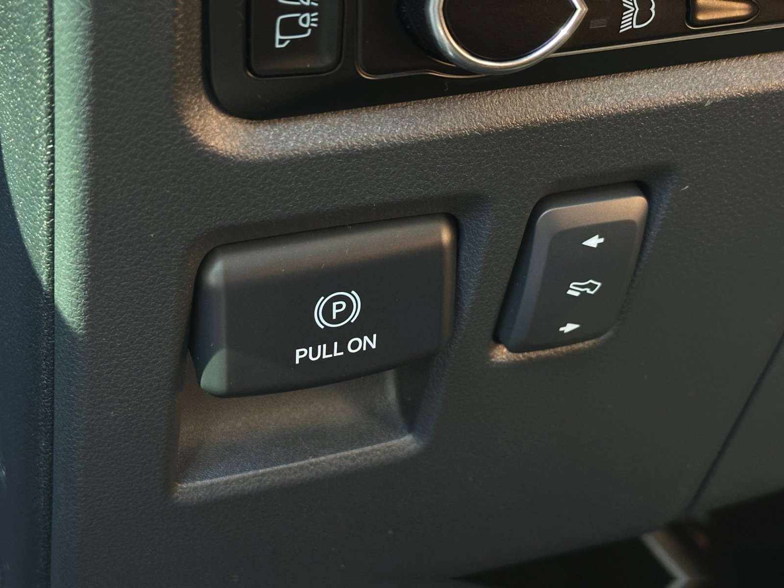 Certified 2023 Ford Expedition Platinum RWD image 24
