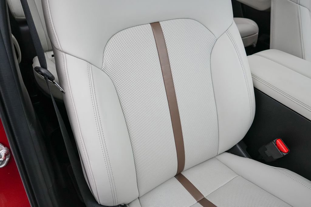 Used 2025 MAZDA CX-90 3.3 Turbo S w/ Premium Package image 30