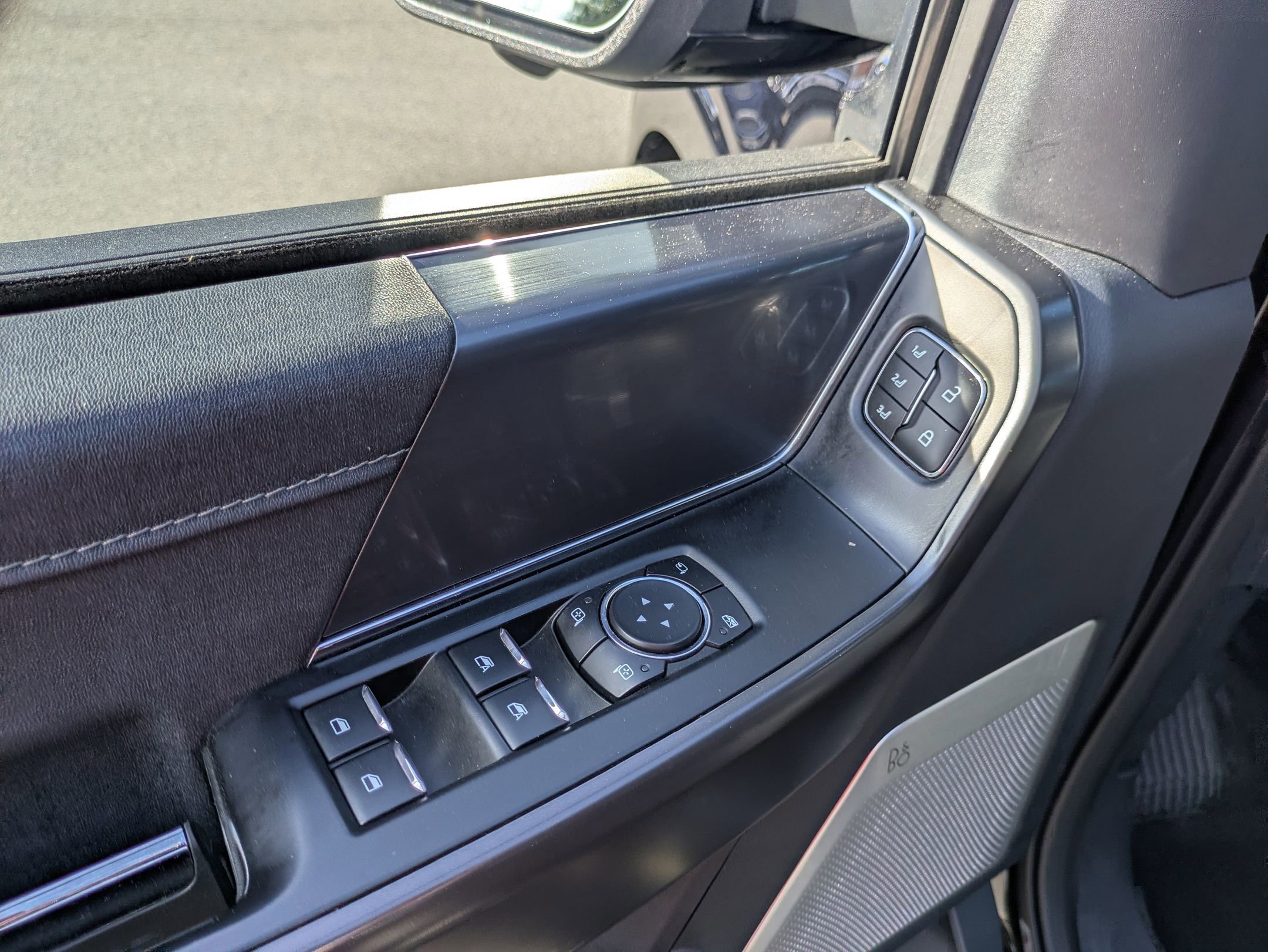 Certified 2024 Ford F150 Lariat w/ Equipment Group 502A High AWD/4WD image 18