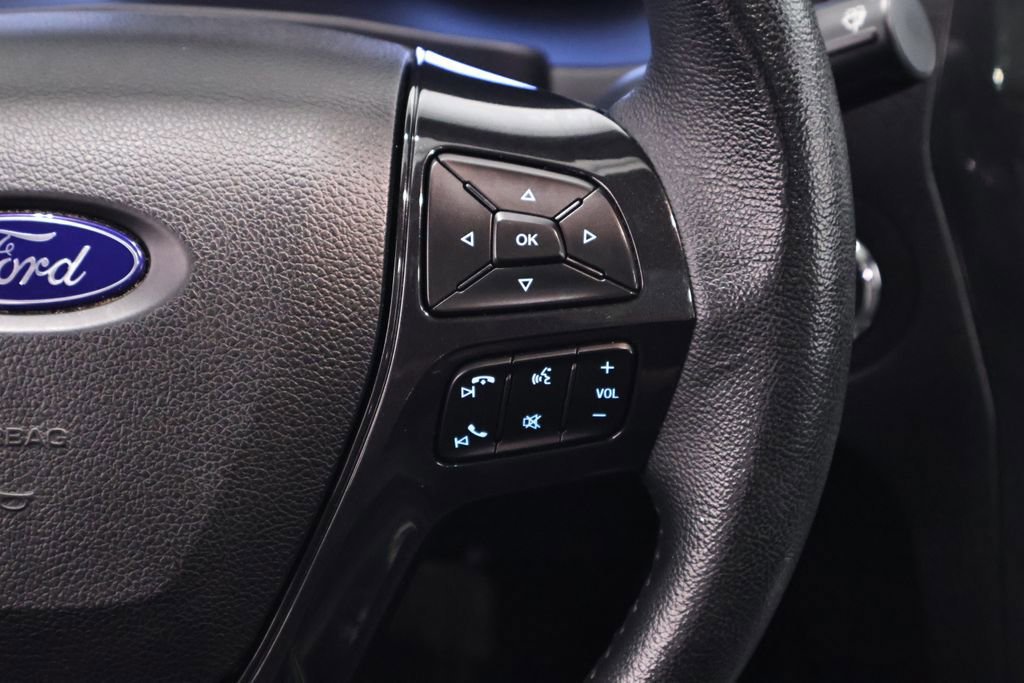 Certified 2018 Ford Explorer XLT w/ Equipment Group 202A image 31