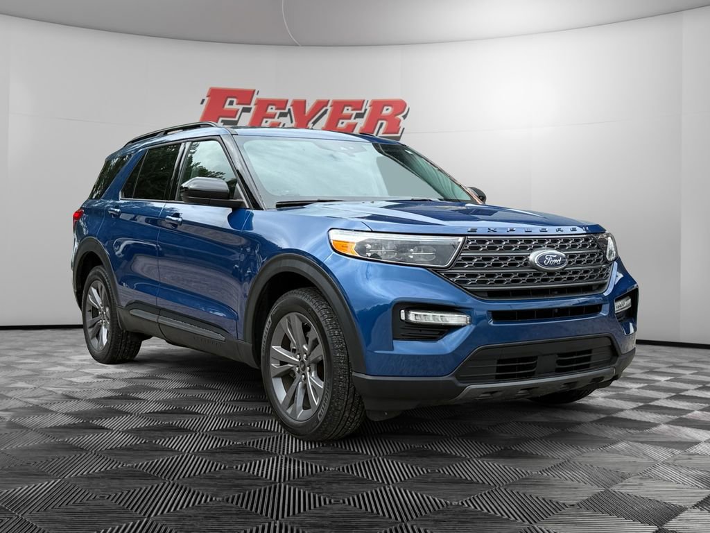 Certified 2022 Ford Explorer XLT w/ Equipment Group 202A image 7