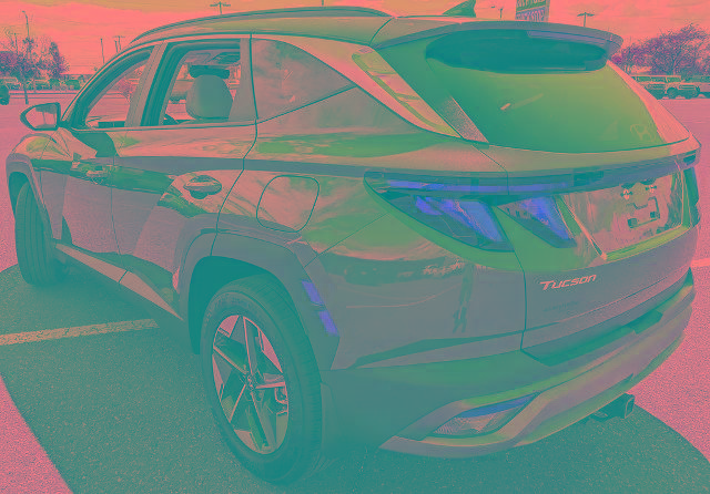 Used 2025 Hyundai Tucson SEL AWD/4WD image 4