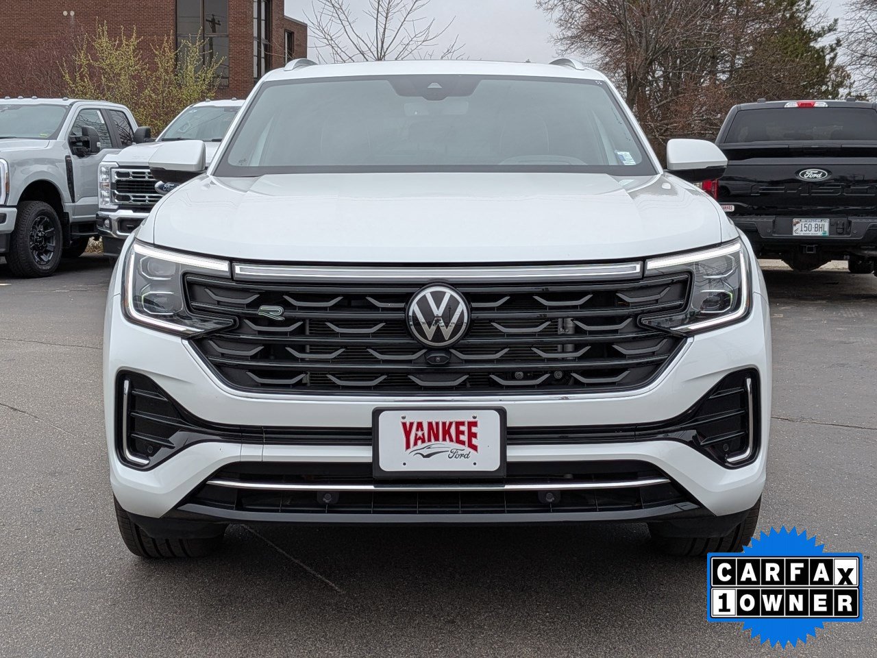 Used 2025 Volkswagen Atlas Cross Sport SEL Premium R-Line AWD/4WD image 9