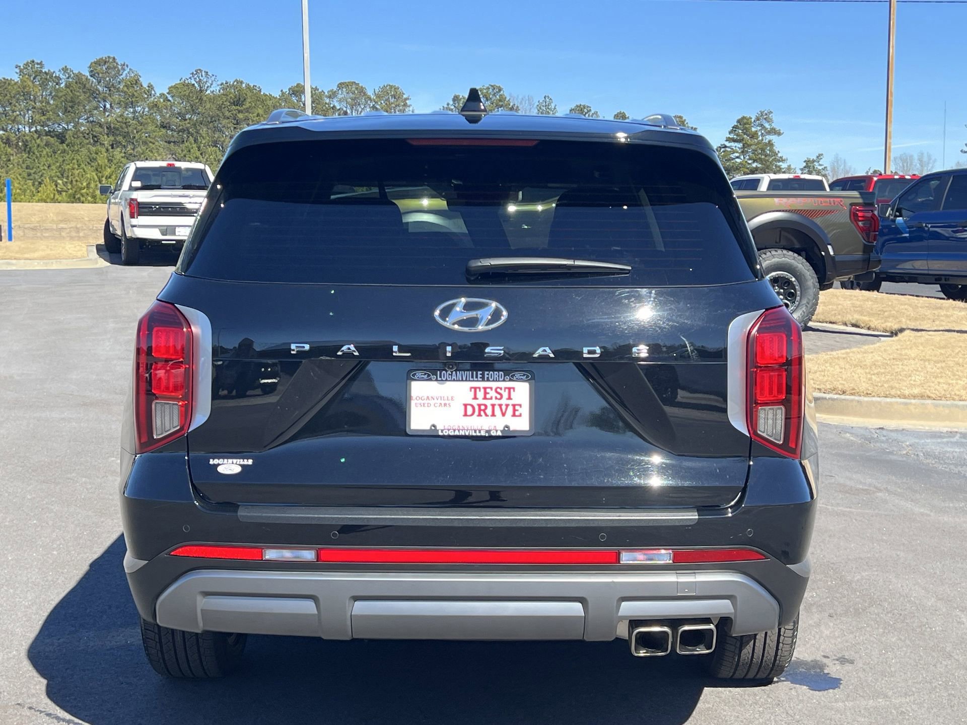 Used 2024 Hyundai Palisade SEL w/ Premium Package image 4