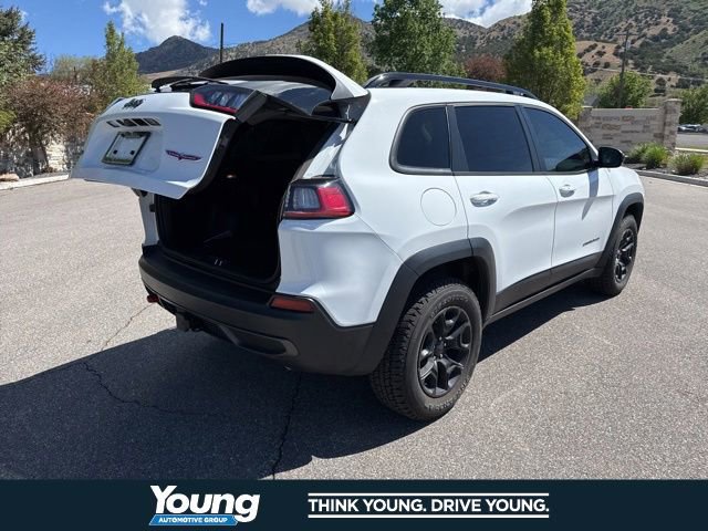 Used 2022 Jeep Cherokee Trailhawk w/ Premium Leather Package AWD/4WD image 10