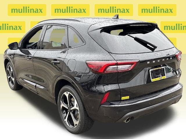 Certified 2023 Ford Escape ST-Line Elite w/ Premium Technology Package image 4