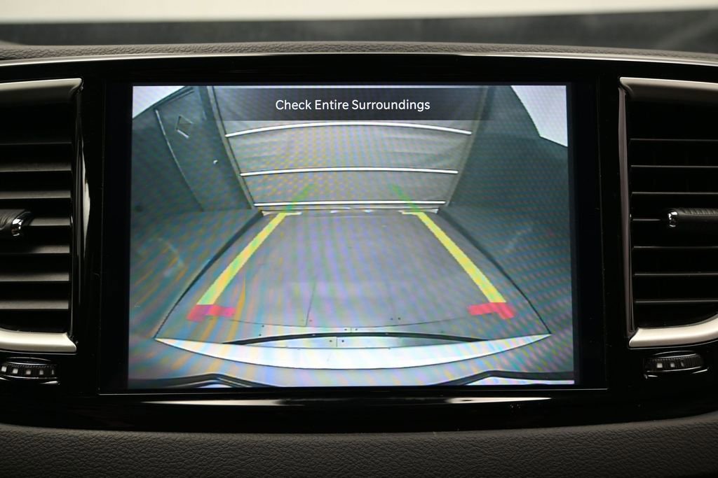 Used 2024 Chrysler Pacifica Touring-L FWD image 42