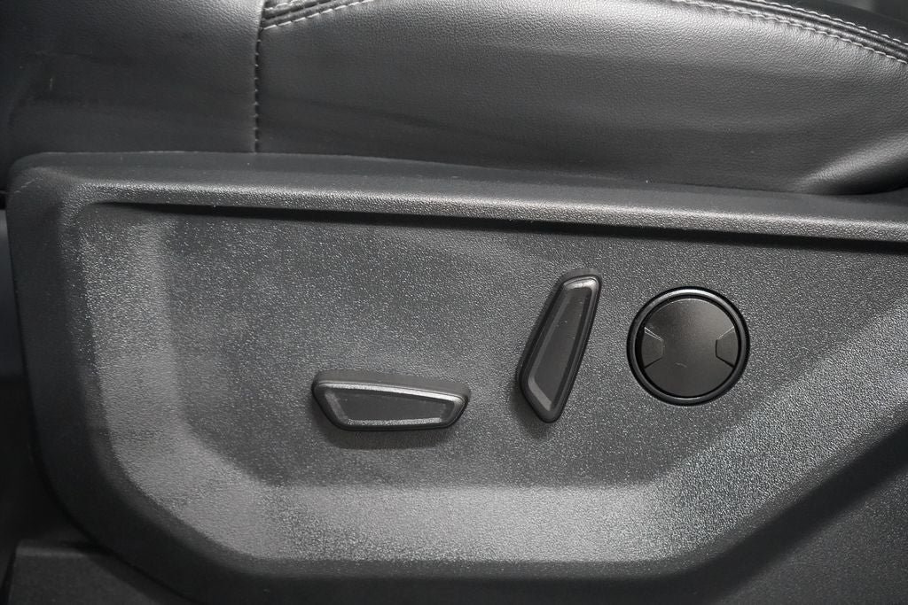 Certified 2025 Ford Expedition Platinum AWD/4WD image 18