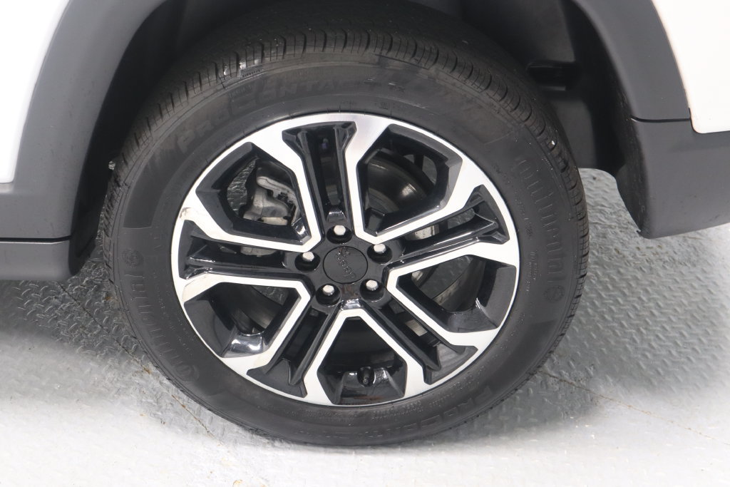Used 2023 Jeep Compass Limited w/ Mopar Graphics Package AWD/4WD image 19