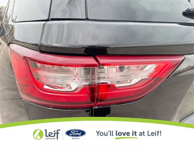 Used 2021 Chevrolet Traverse RS image 38