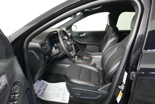 Certified 2025 Ford Escape ST-Line image 16