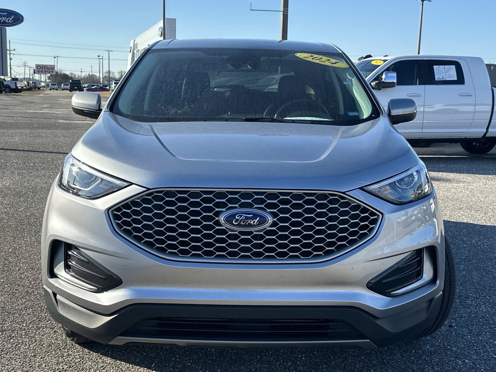 Certified 2024 Ford Edge SEL AWD/4WD image 2
