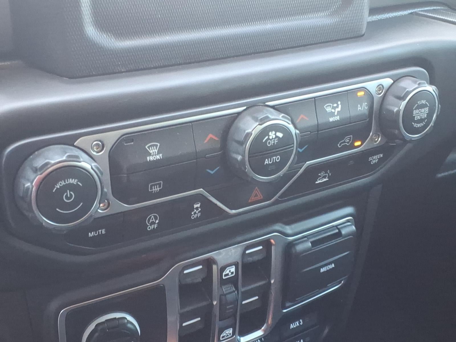 Used 2021 Jeep Wrangler Unlimited Sport AWD/4WD image 28