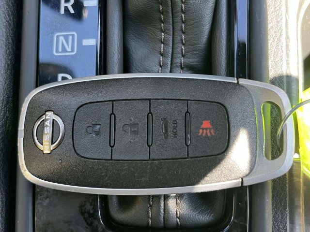 Used 2025 Nissan Sentra S FWD image 29