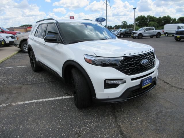 Certified 2023 Ford Explorer ST w/ Equipment Group 401A AWD/4WD image 7