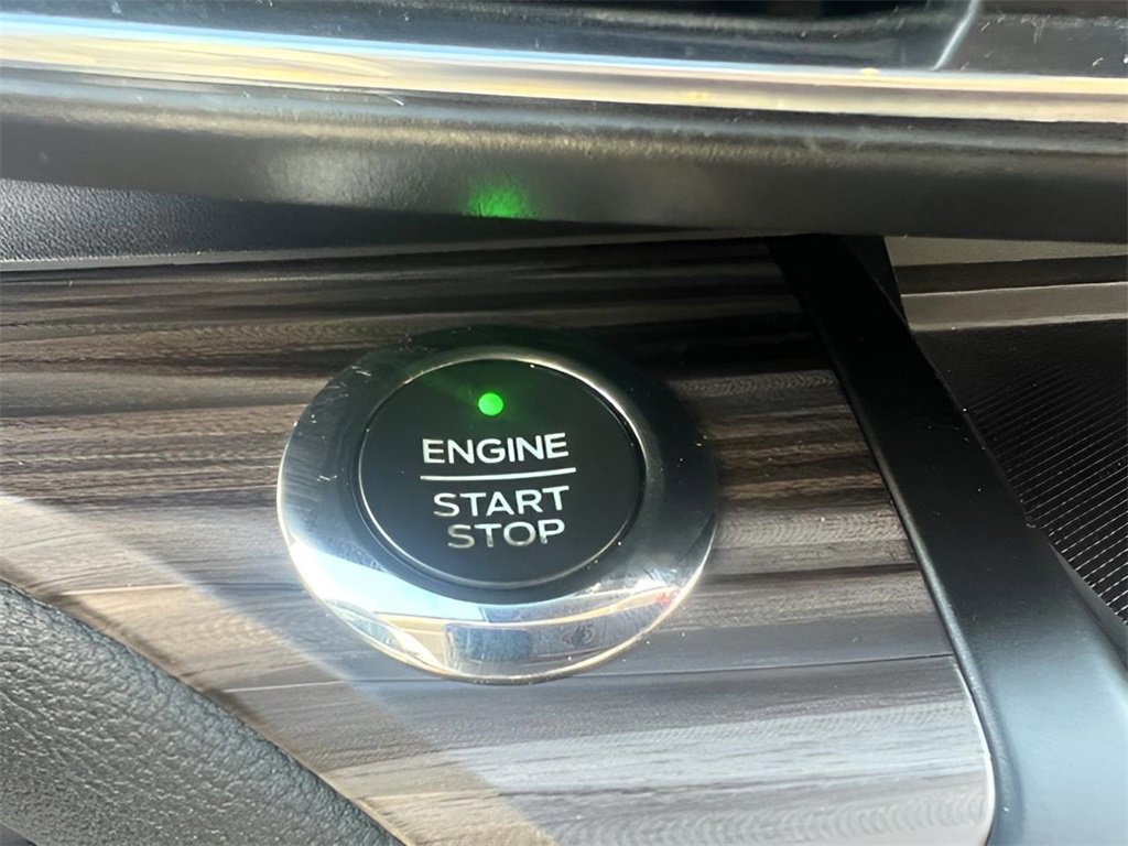 Certified 2020 Ford Explorer Limited image 17