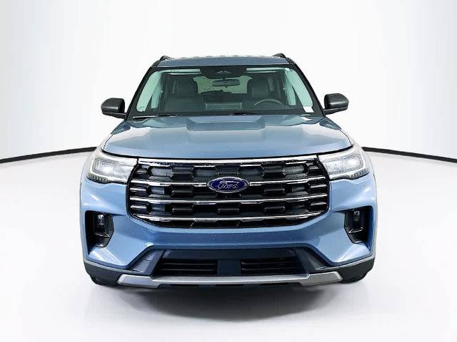 Certified 2025 Ford Explorer Active w/ Active Comfort Package RWD image 6