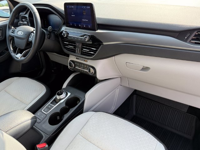 Certified 2024 Ford Escape Active AWD/4WD image 22