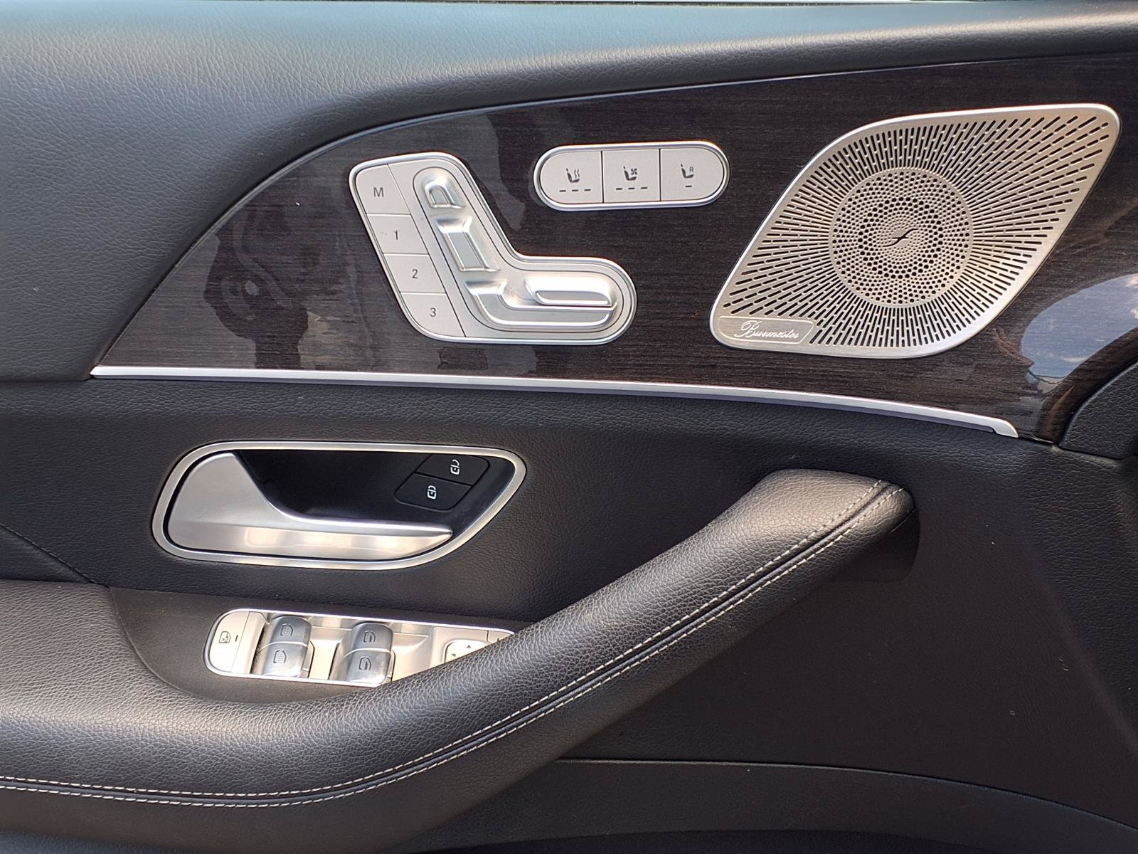 Used 2023 Mercedes-Benz GLS 450 4MATIC image 22