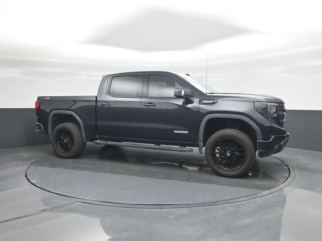 Used 2023 GMC Sierra 1500 Elevation w/ Elevation Premium Package AWD/4WD image 11