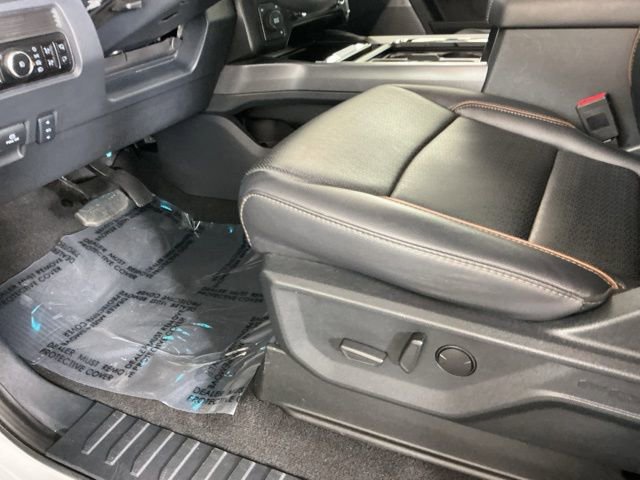 Certified 2025 Ford F450 Lariat w/ FX4 Off-Road Package image 20