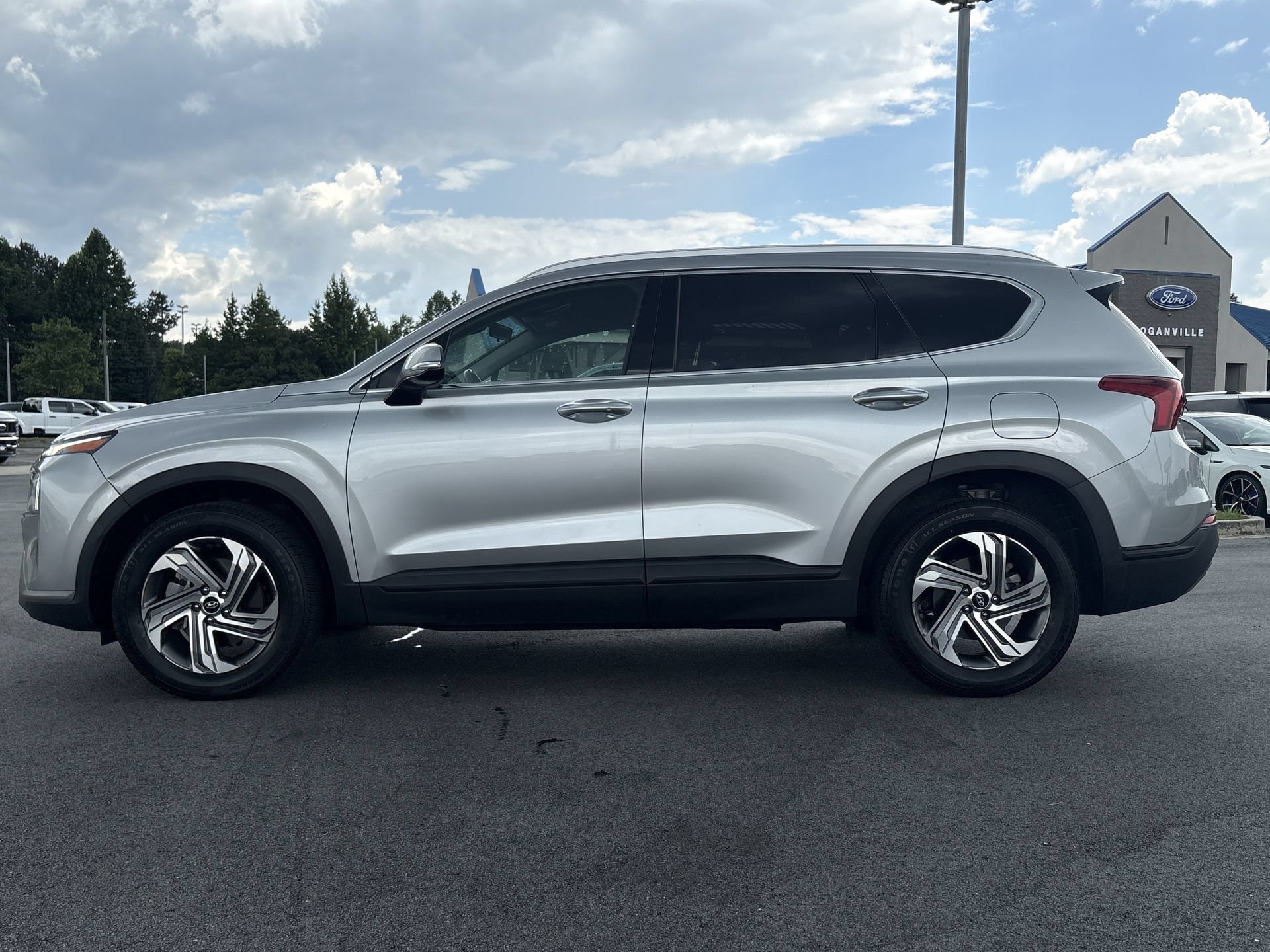 Used 2023 Hyundai Santa Fe SEL FWD image 19