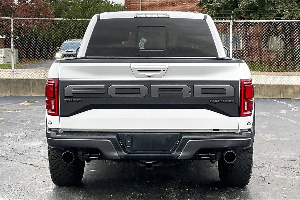 Certified 2019 Ford F150 Raptor w/ Equipment Group 802A Luxury AWD/4WD image 3