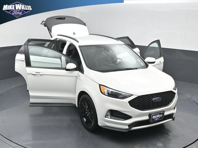 Certified 2022 Ford Edge ST-Line AWD/4WD image 25