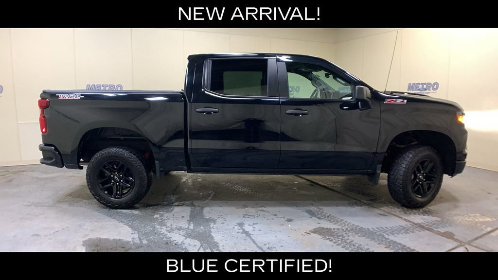 Used 2024 Chevrolet Silverado 1500 Custom Trail Boss AWD/4WD image 2