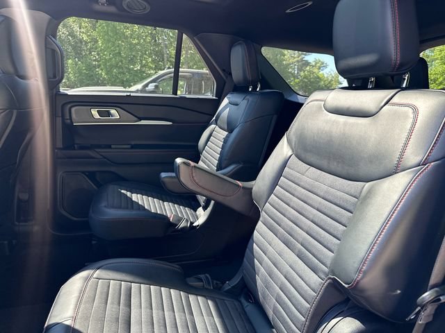 Certified 2025 Ford Explorer ST-Line w/ ST-Line Street Pack AWD/4WD image 19