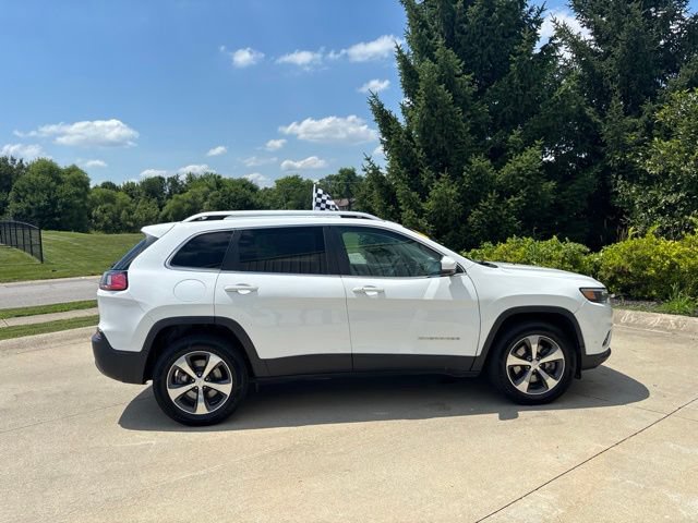 Used 2019 Jeep Cherokee Limited AWD/4WD image 6