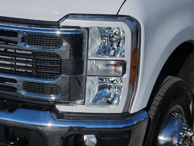 Certified 2024 Ford F350 XLT image 10
