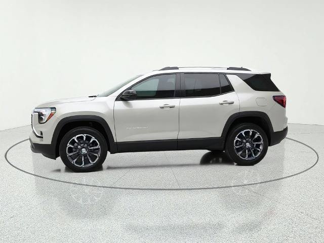 Used 2026 GMC Terrain Elevation w/ Elevation Premium Package FWD image 4