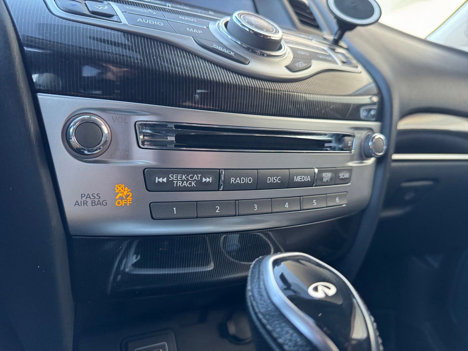 Used 2020 INFINITI QX60 Luxe w/ Essential Package image 23