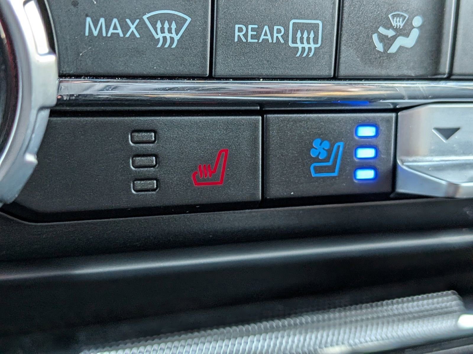 Certified 2023 Ford F150 Platinum w/ Equipment Group 701A High image 27