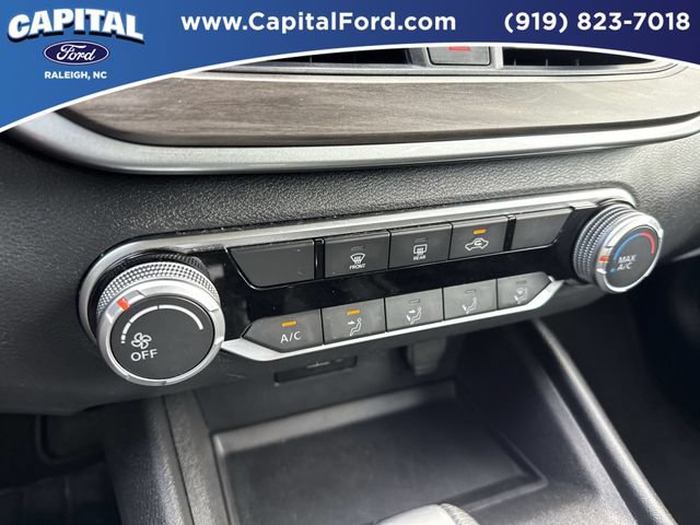 Used 2025 Nissan Altima 2.5 SV FWD image 29