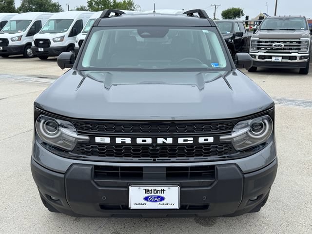 Certified 2025 Ford Bronco Sport Outer Banks w/ Outer Banks Tech Package+ AWD/4WD image 2