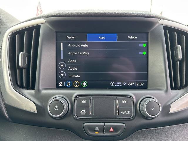 Used 2024 GMC Terrain SLT image 40