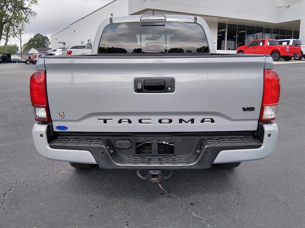 Used 2019 Toyota Tacoma 2WD Double Cab image 5