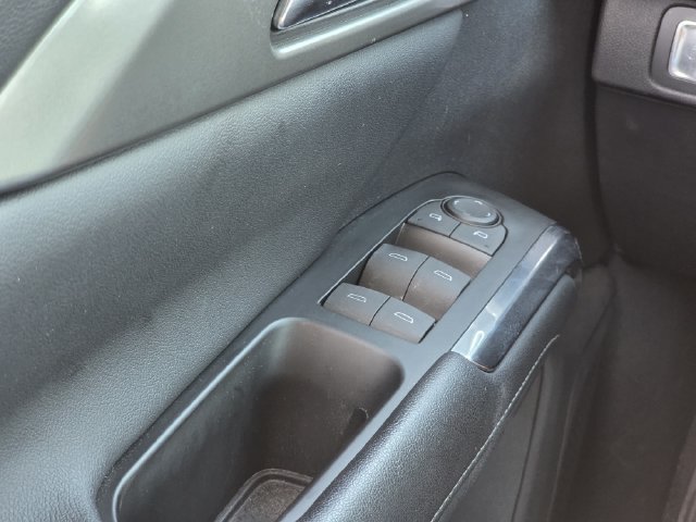 Used 2024 Chevrolet Traverse LS FWD image 18