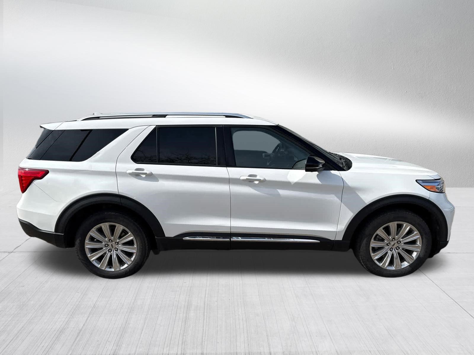 Certified 2021 Ford Explorer Limited w/ Hybrid Equipment Group 310A image 8