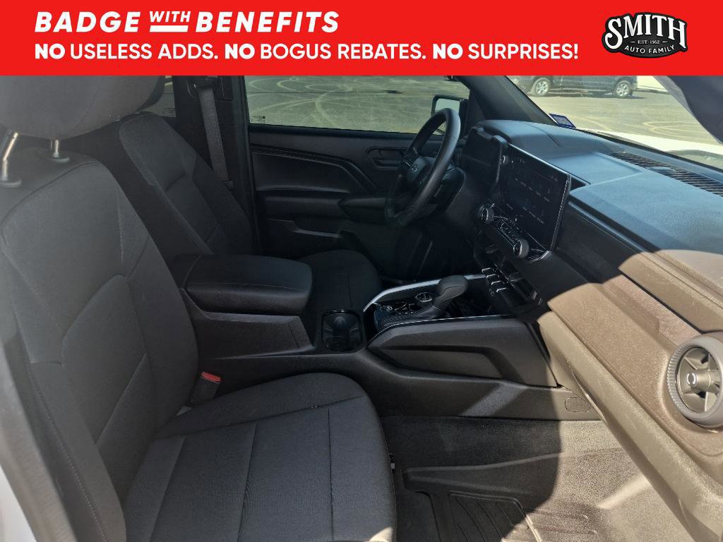 Used 2023 Chevrolet Colorado Trail Boss w/ Technology Package image 11