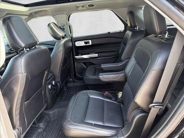 Certified 2023 Ford Explorer Limited w/ Limited Technology Package RWD image 18